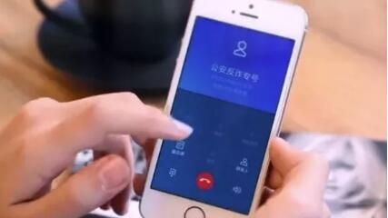 热门短信：揭秘社交时代的传播利器